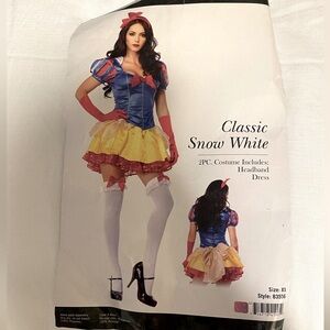 Snow White Costume Women’s XS 🍎
